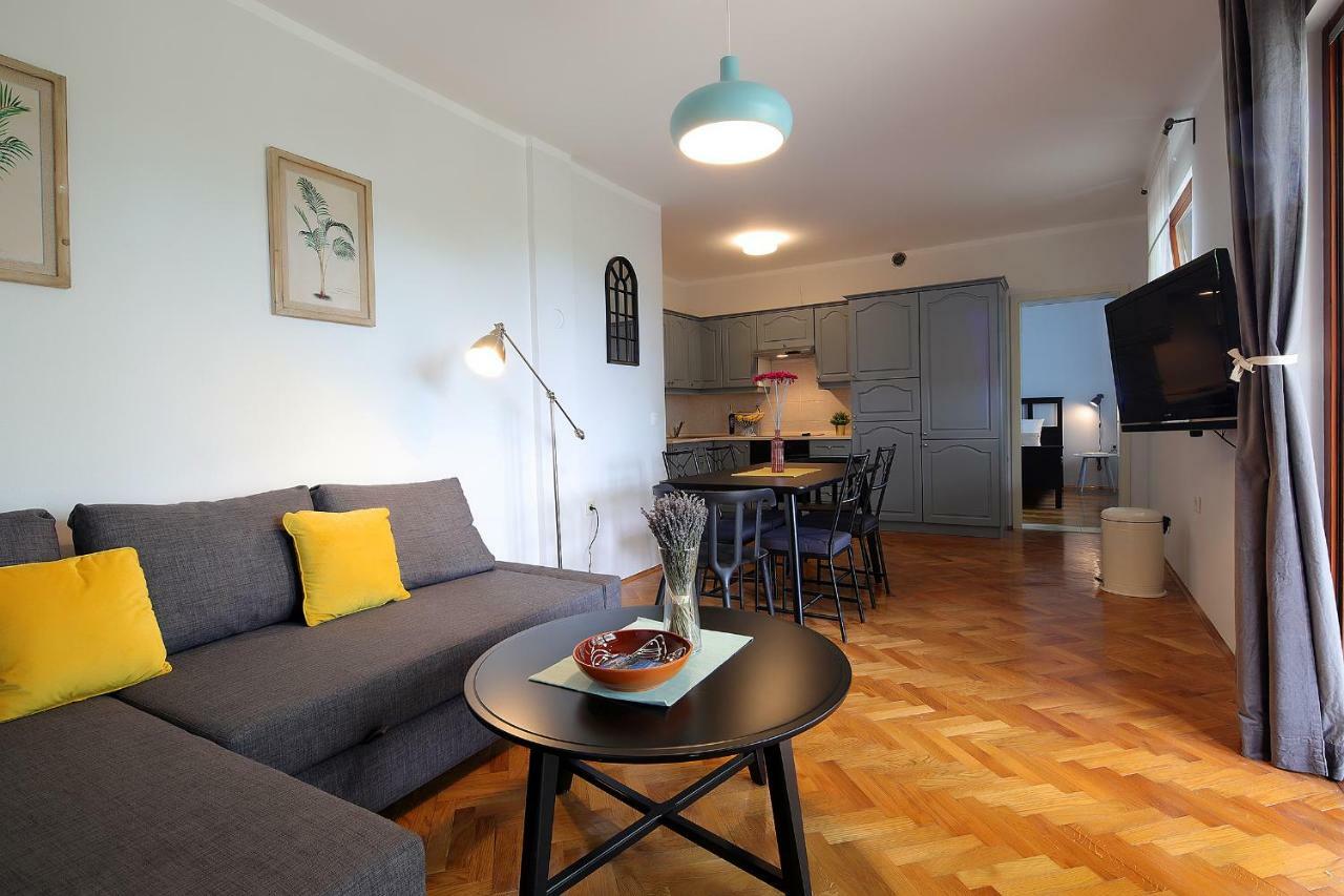 Moro Apartment Malinska Exterior photo