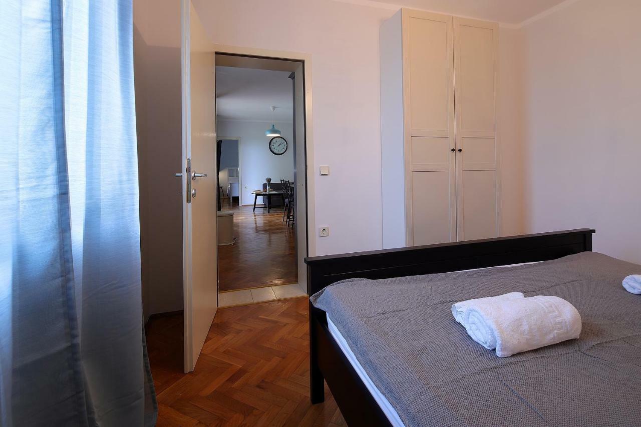 Moro Apartment Malinska Exterior photo